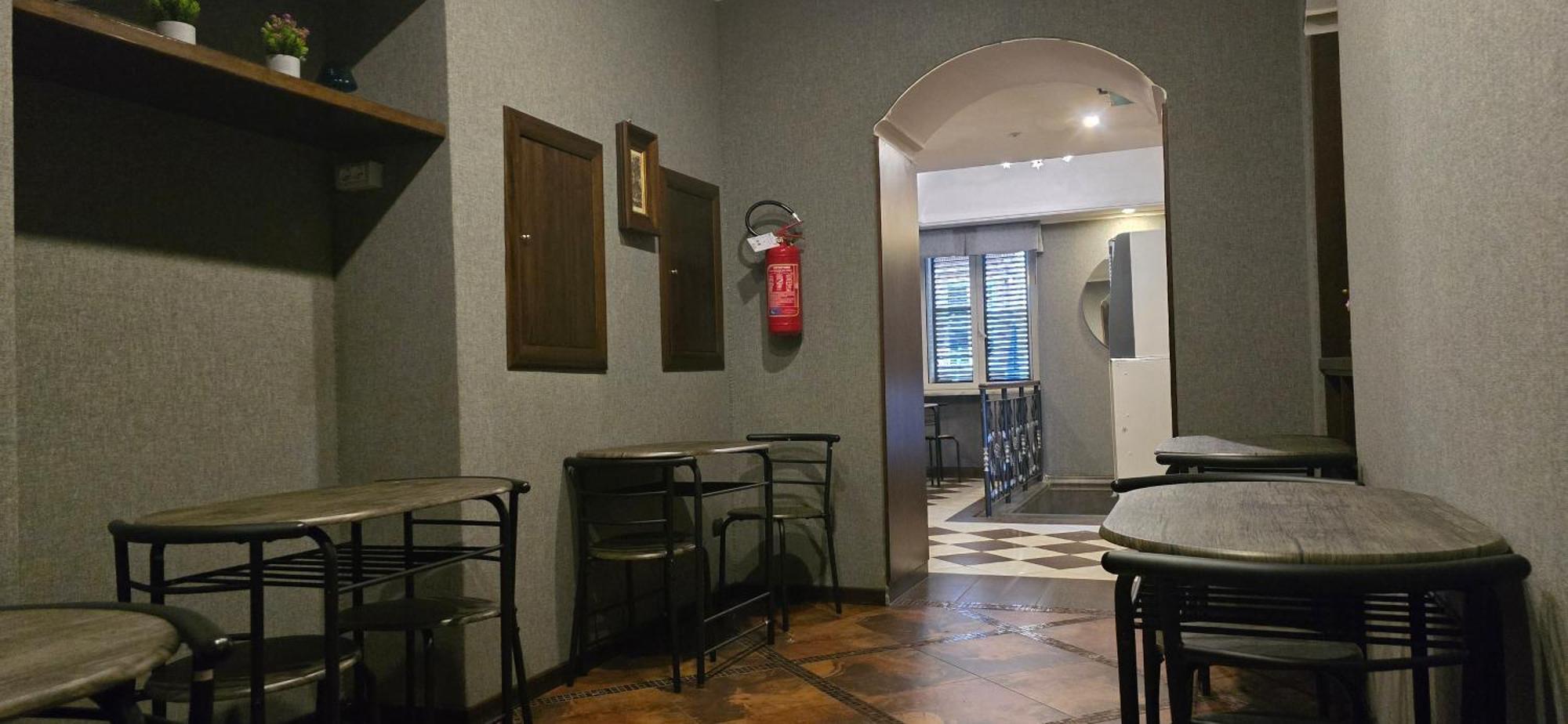 Smart Station Hotel Неаполь Экстерьер фото